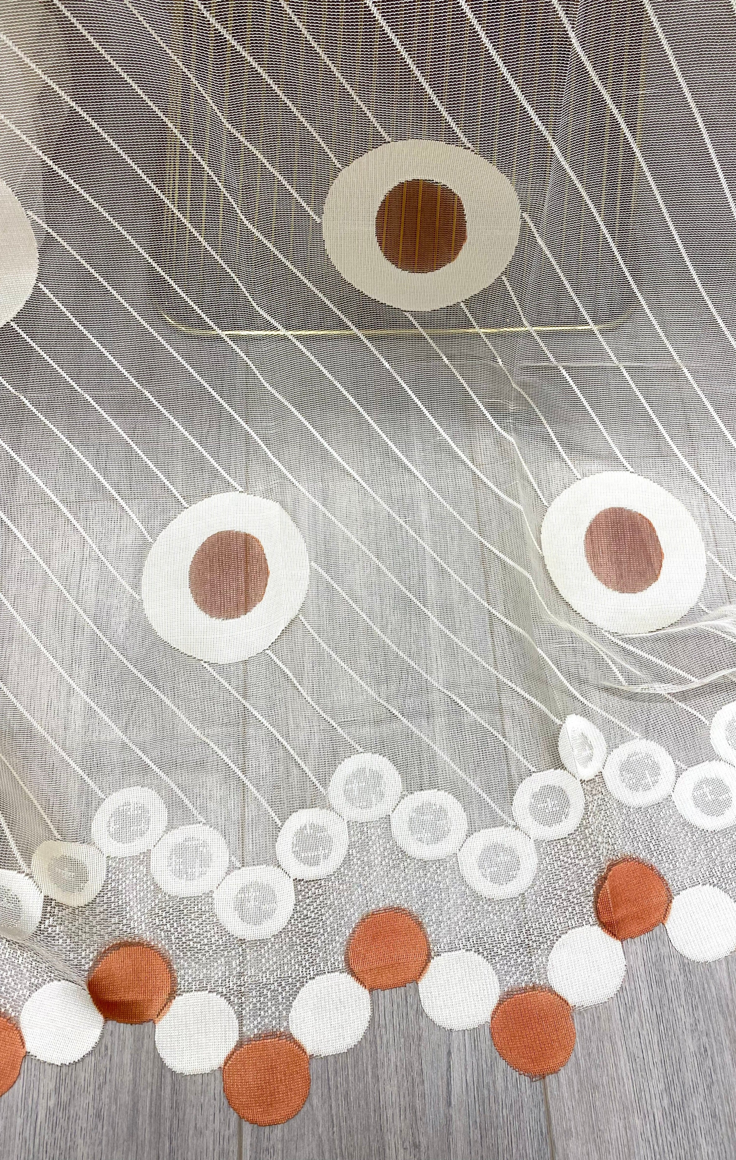 Nagy Pöttyös Kész Függöny 300x180 cm Huzziyas Home