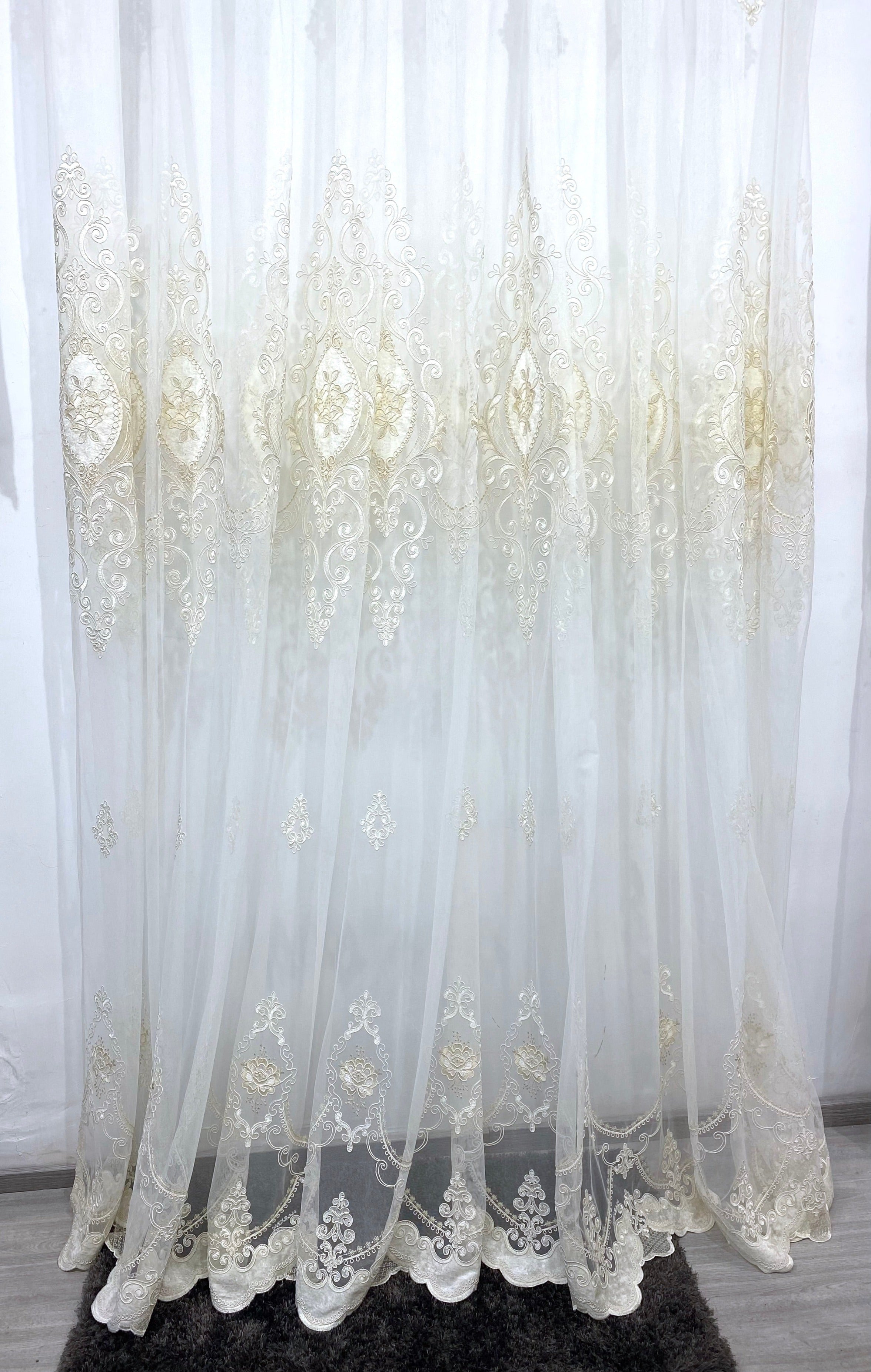 Ekrü - Arany Virág mintás Kész Függöny 300x250 cm Huzziyas Home