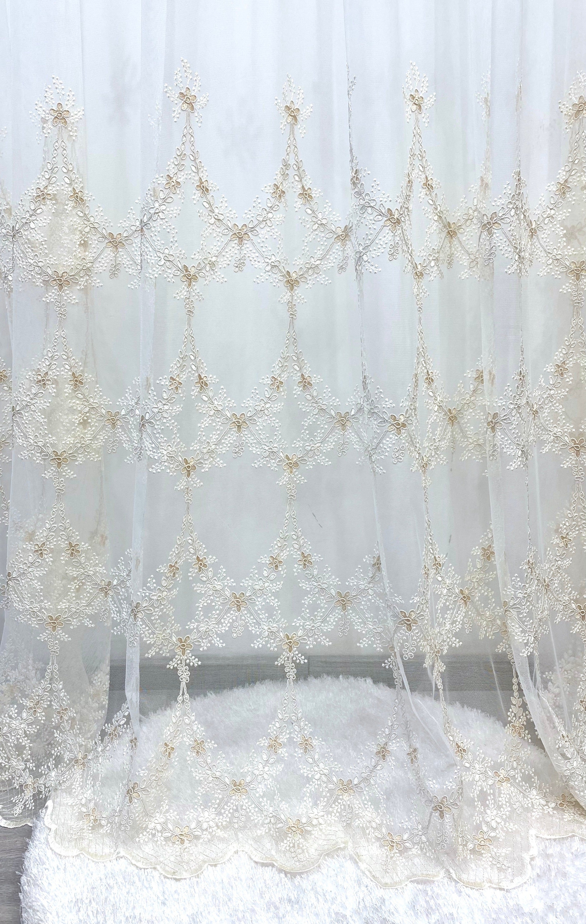 Barna apró Virág mintás Kész Függöny 300x250 cm Huzziyas Home