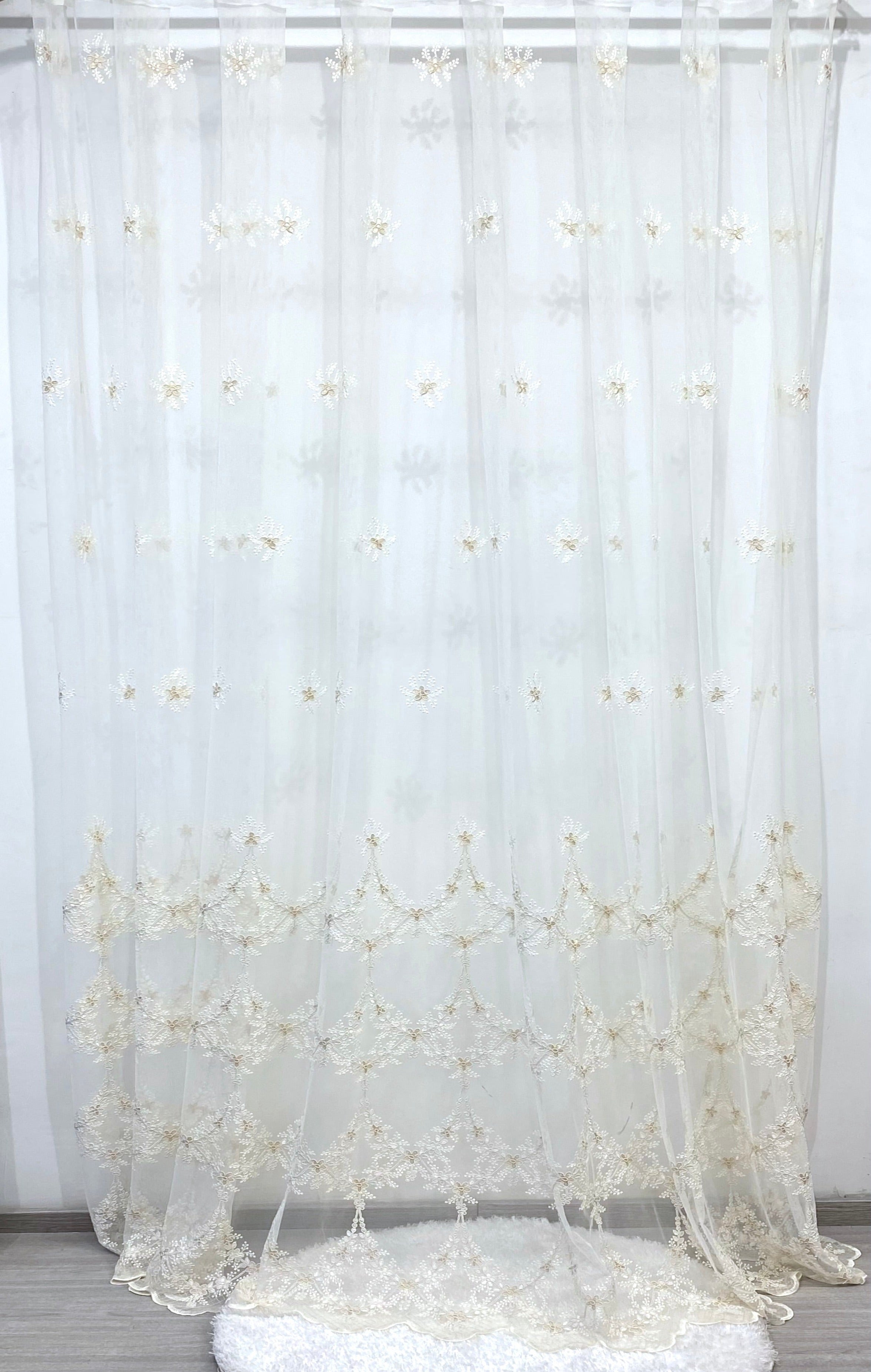 Barna apró Virág mintás Kész Függöny 300x250 cm Huzziyas Home