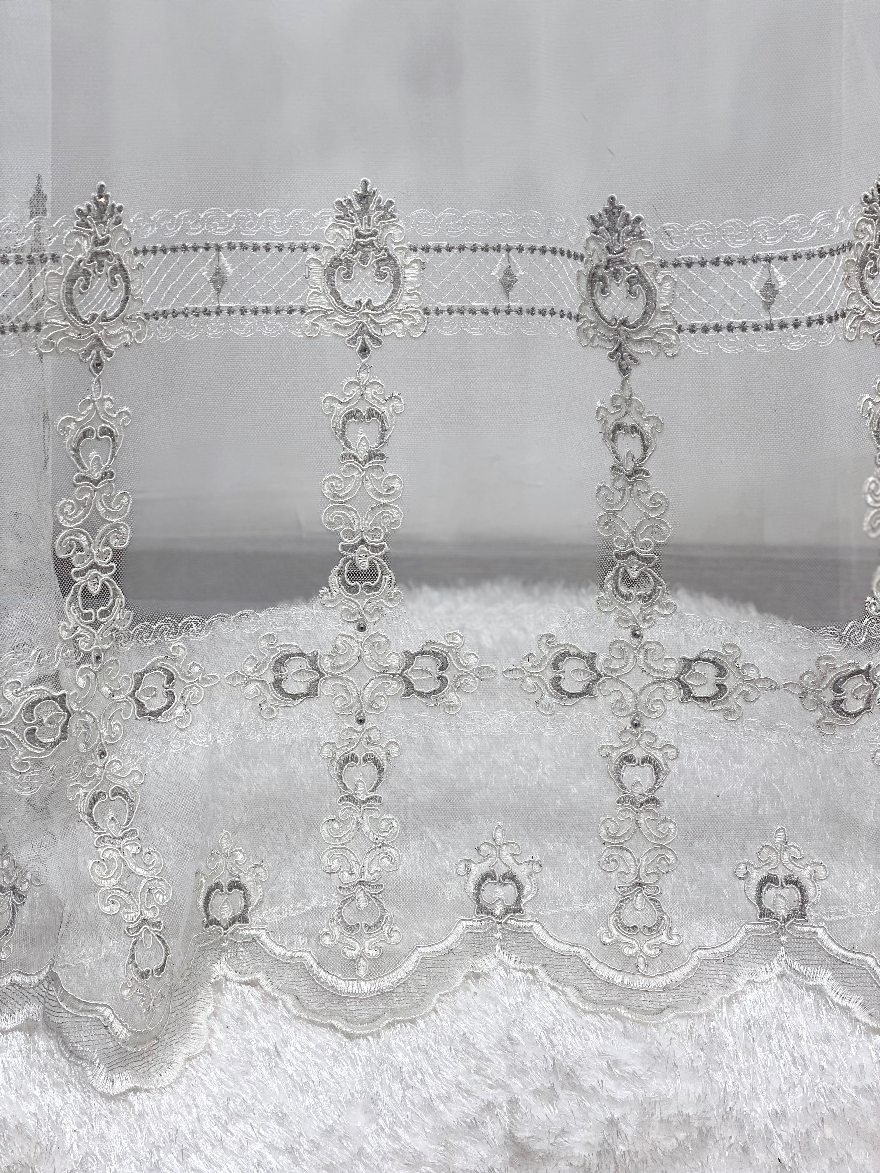 Ezüst Barokk mintás Kész Függöny 300x250 cm Huzziyas Home